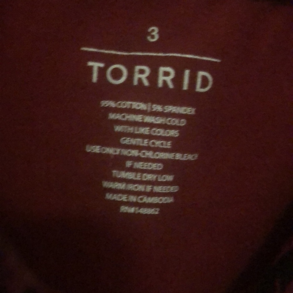 Torrid - Picture 2 of 6